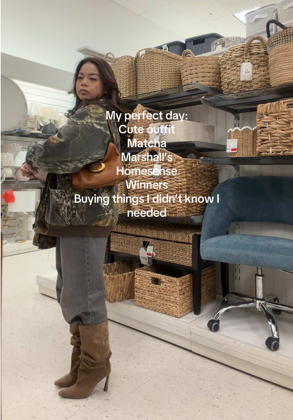 @S H E R ⋆˚𝜗𝜚˚⋆