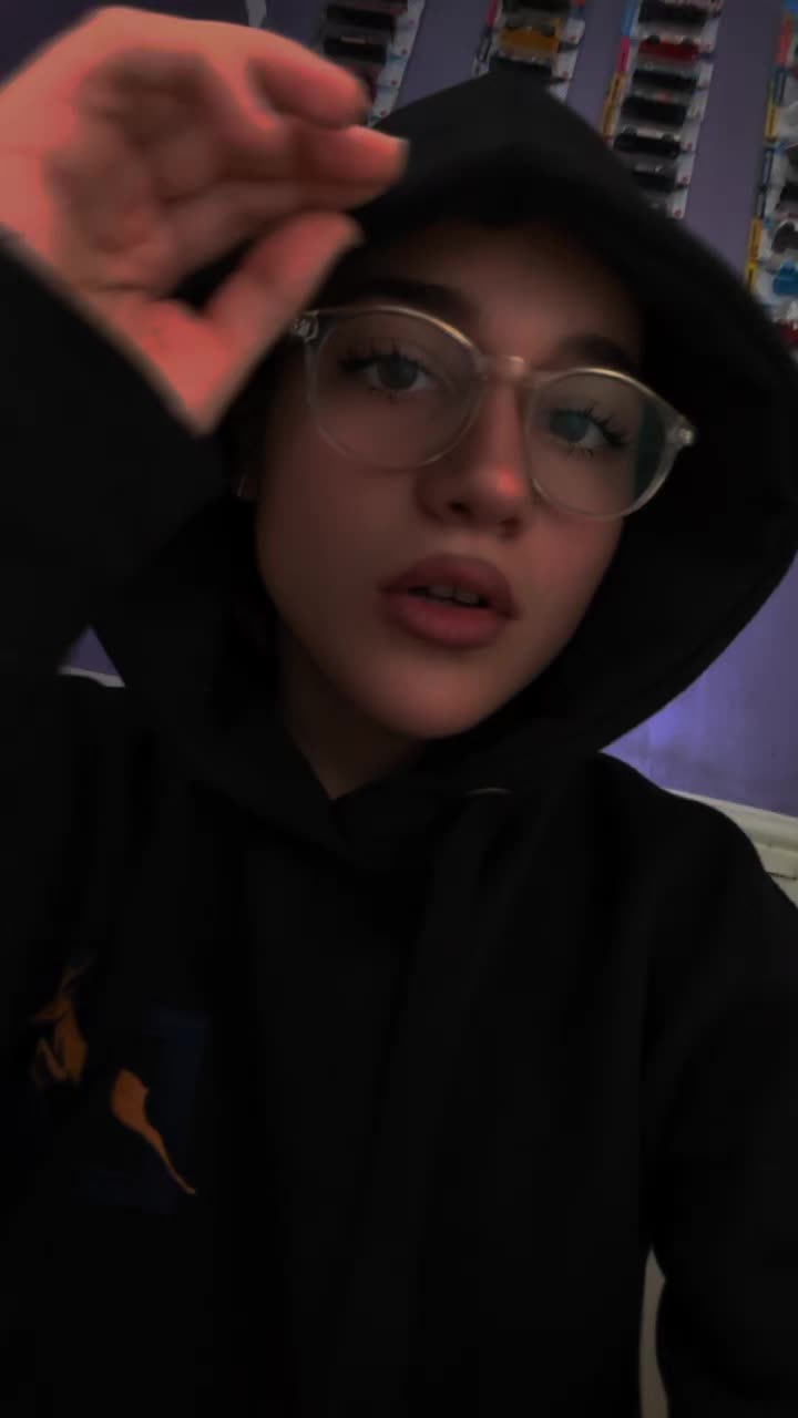 @Bailie(Mia's version)🖤❤️