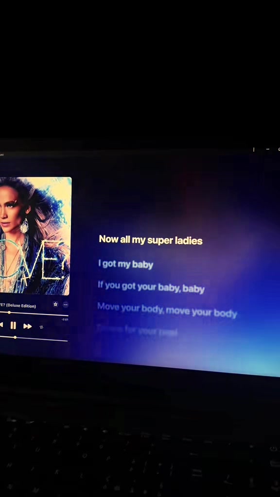 @Testi e Lyrics Canzoni