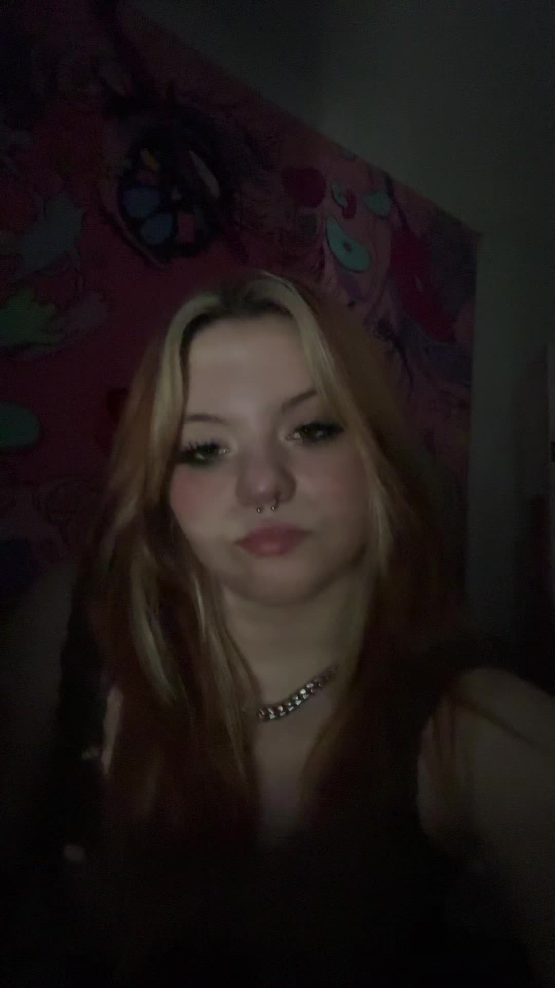 @:3