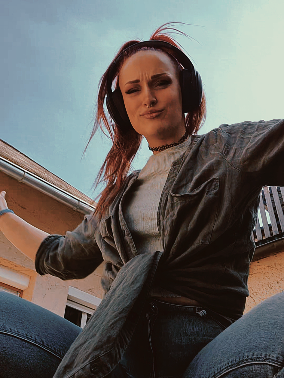 @Tina-Katarina