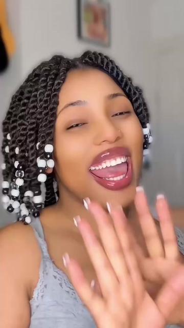 @IYZ QUEEN 💍🦋❤️🩷