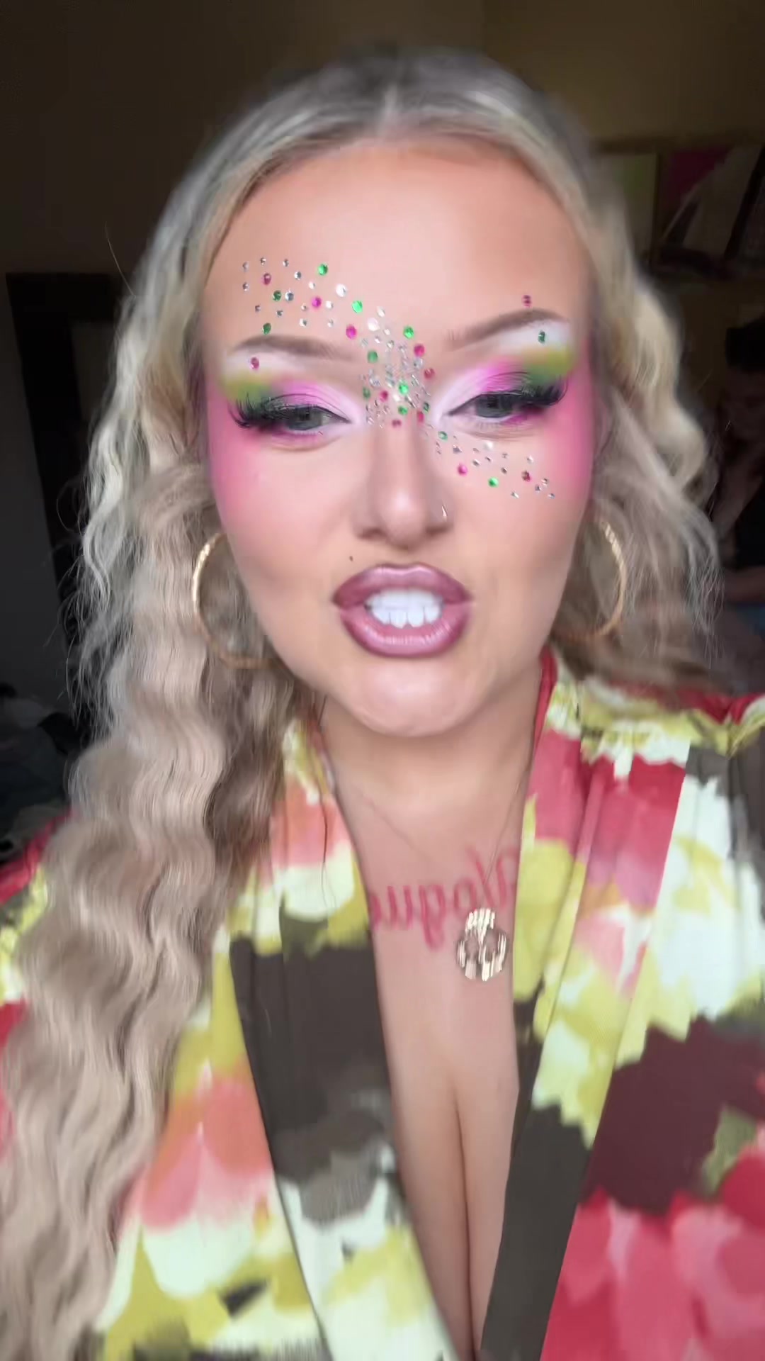 @lianesworldxo