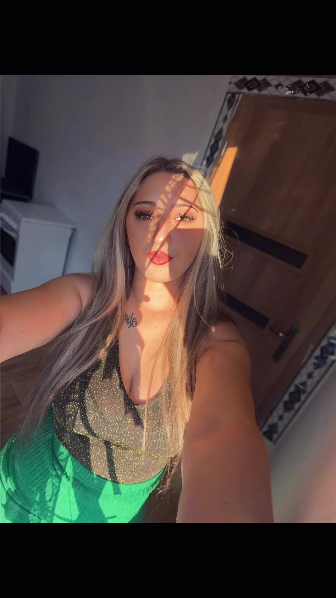 @_viki451
