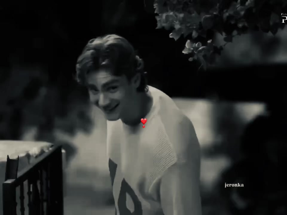 @🖤