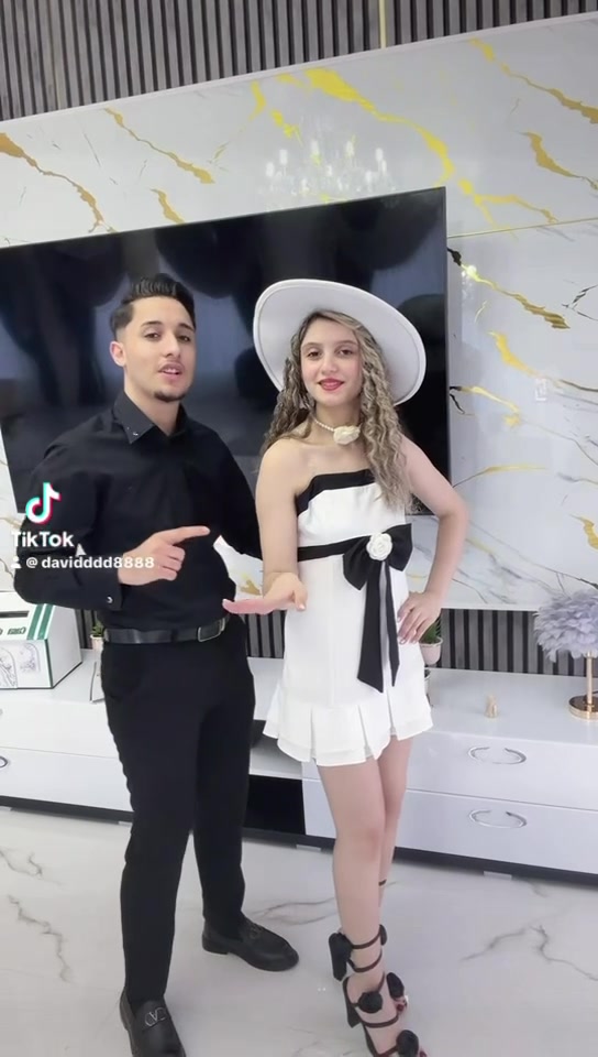@🖤😍D&bull;Sara Claudia&bull;😍🖤