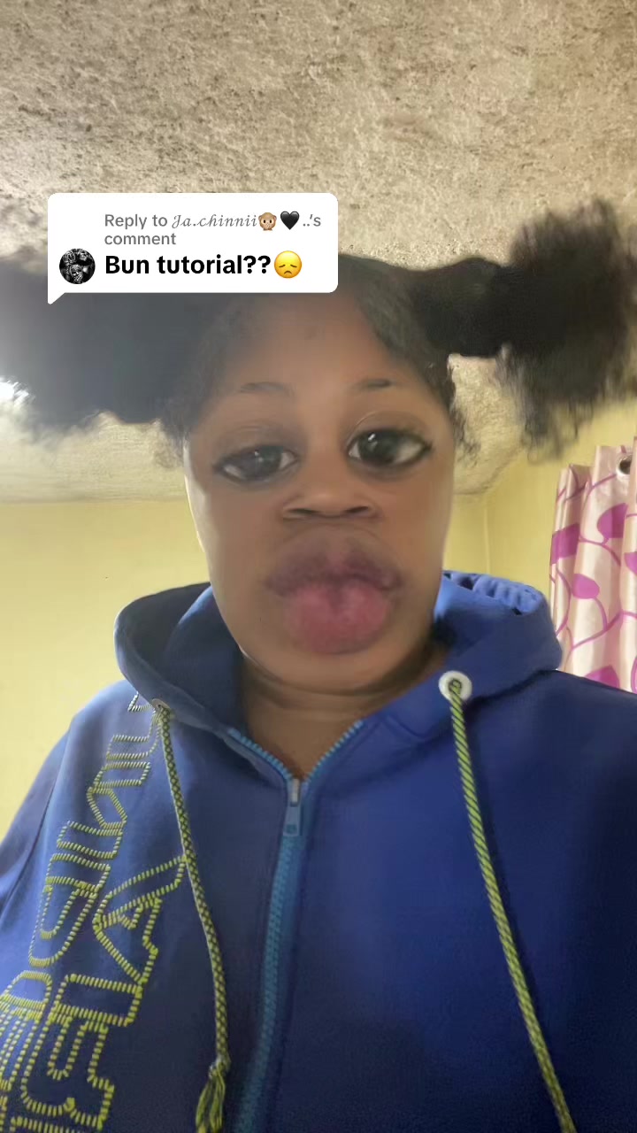 @😉