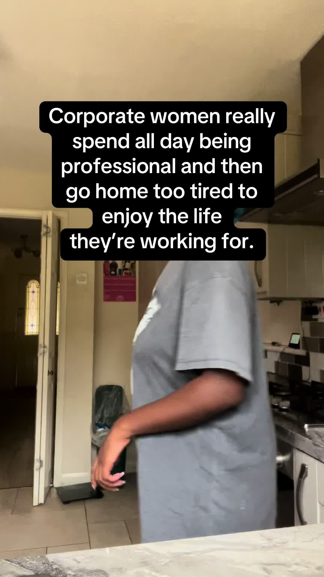@Corporate Girl Side Income