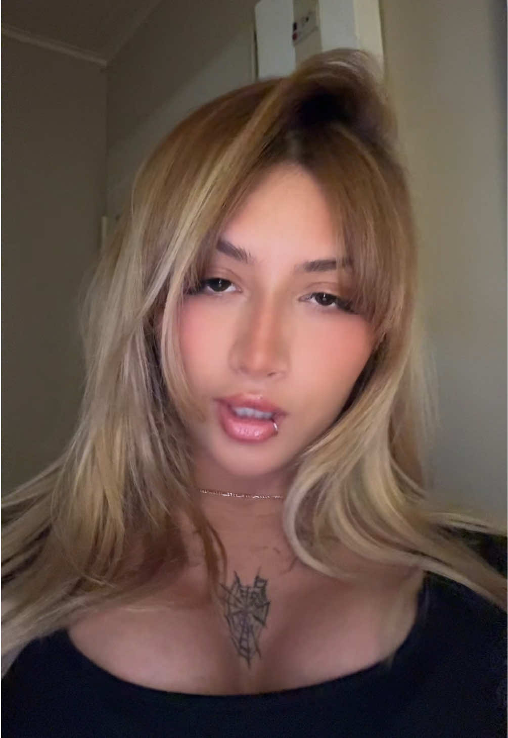 @hannahctout