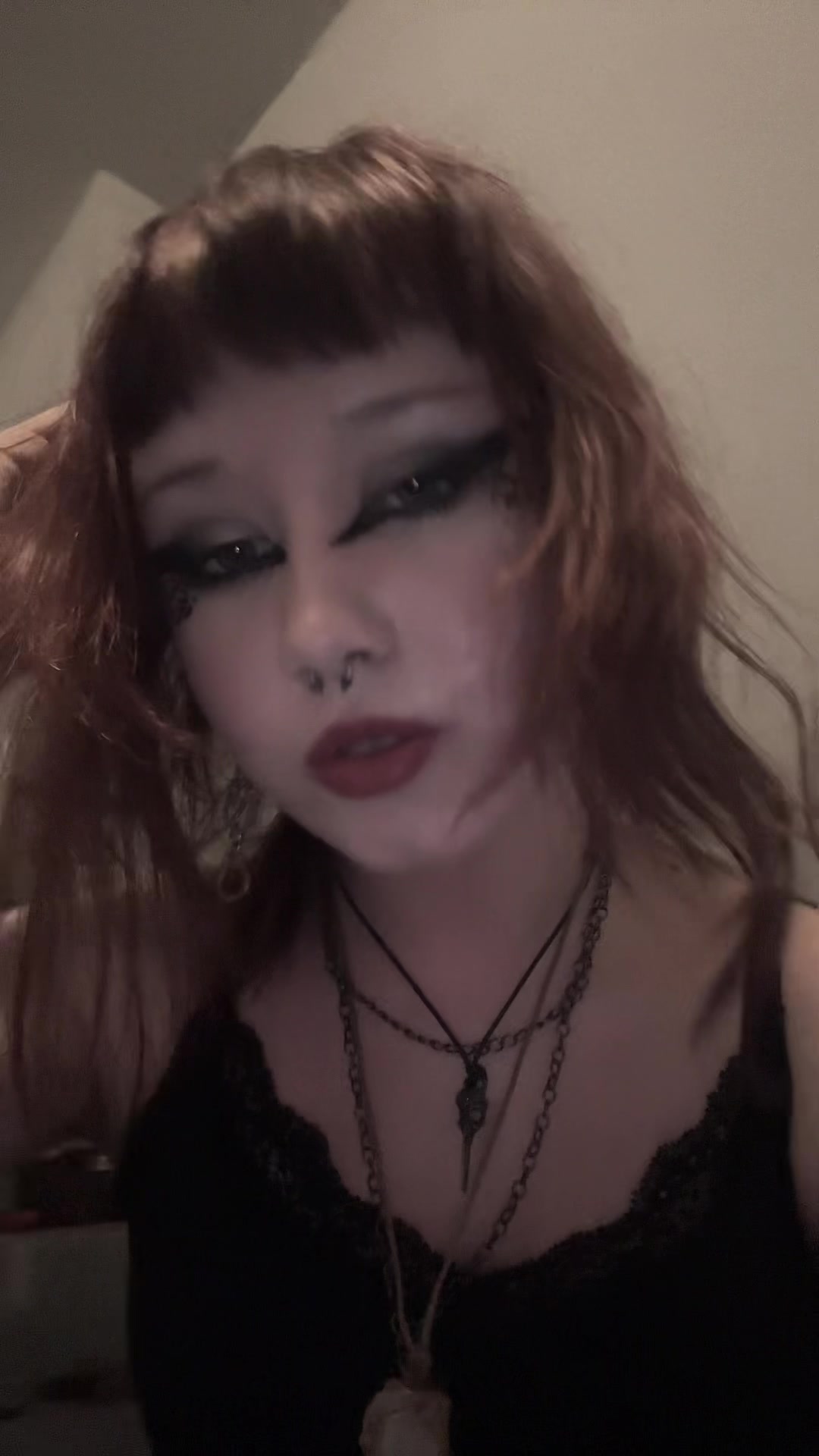 @Skylaxxc