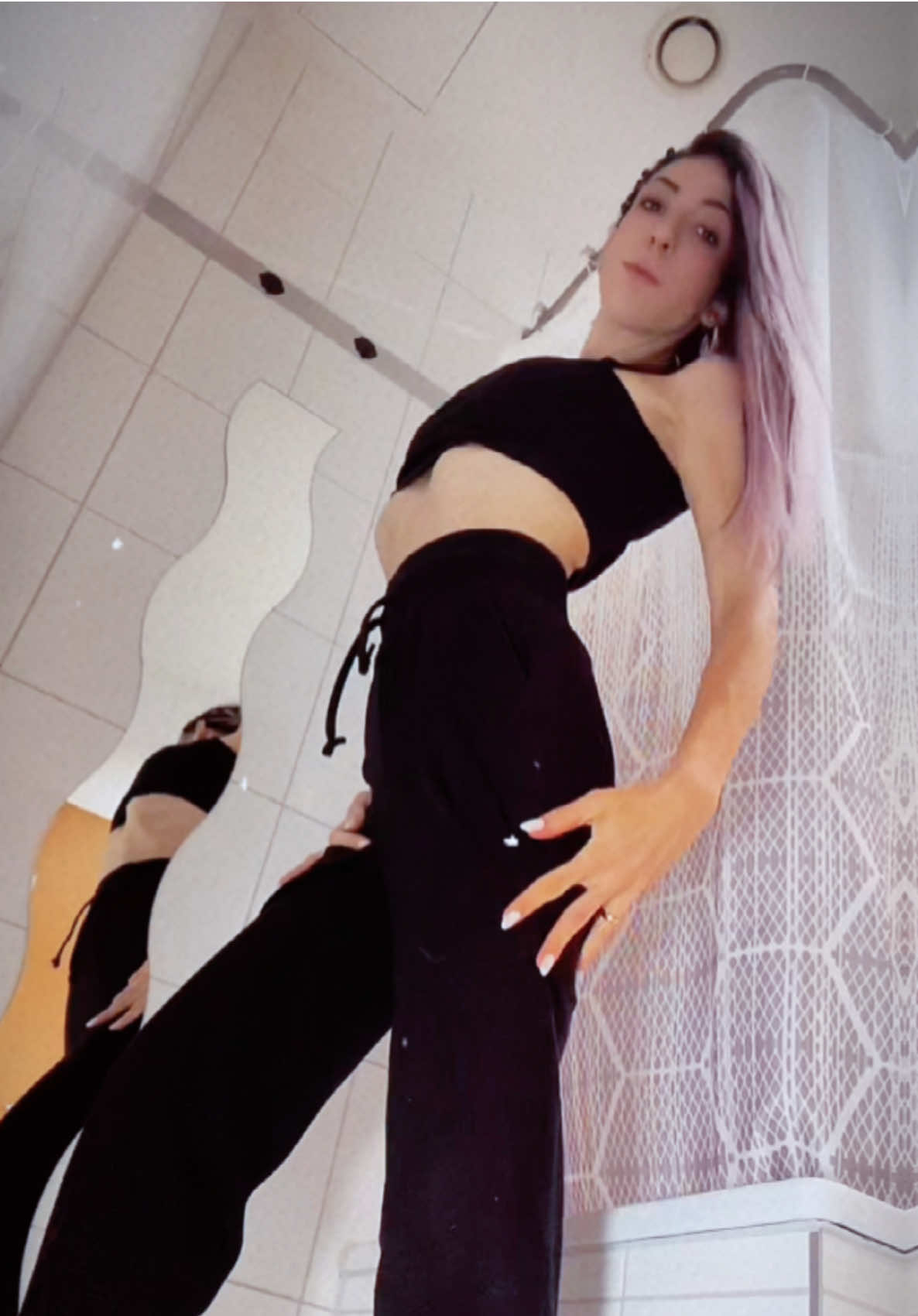 @Austrian_Girl