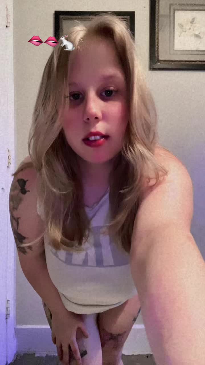 @BunnyyXoo🤍💋🐇