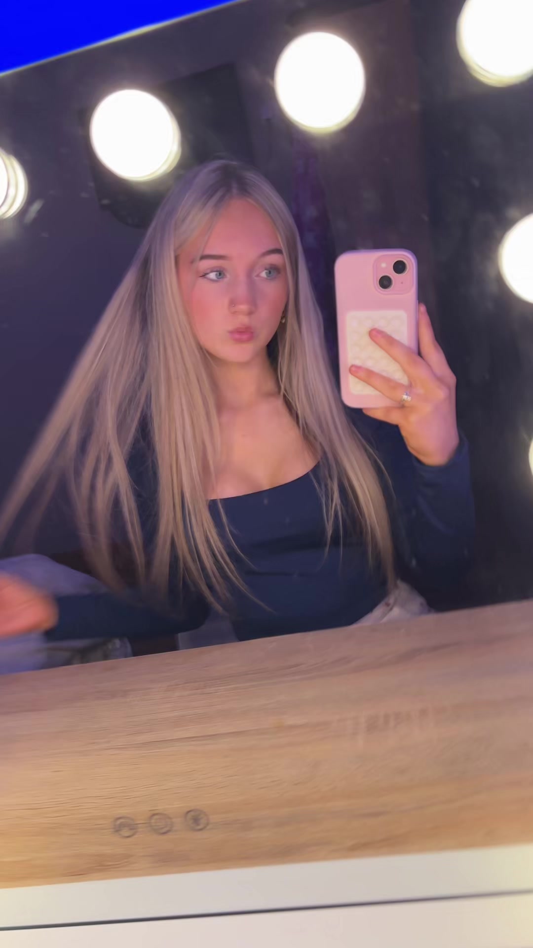 @🐡