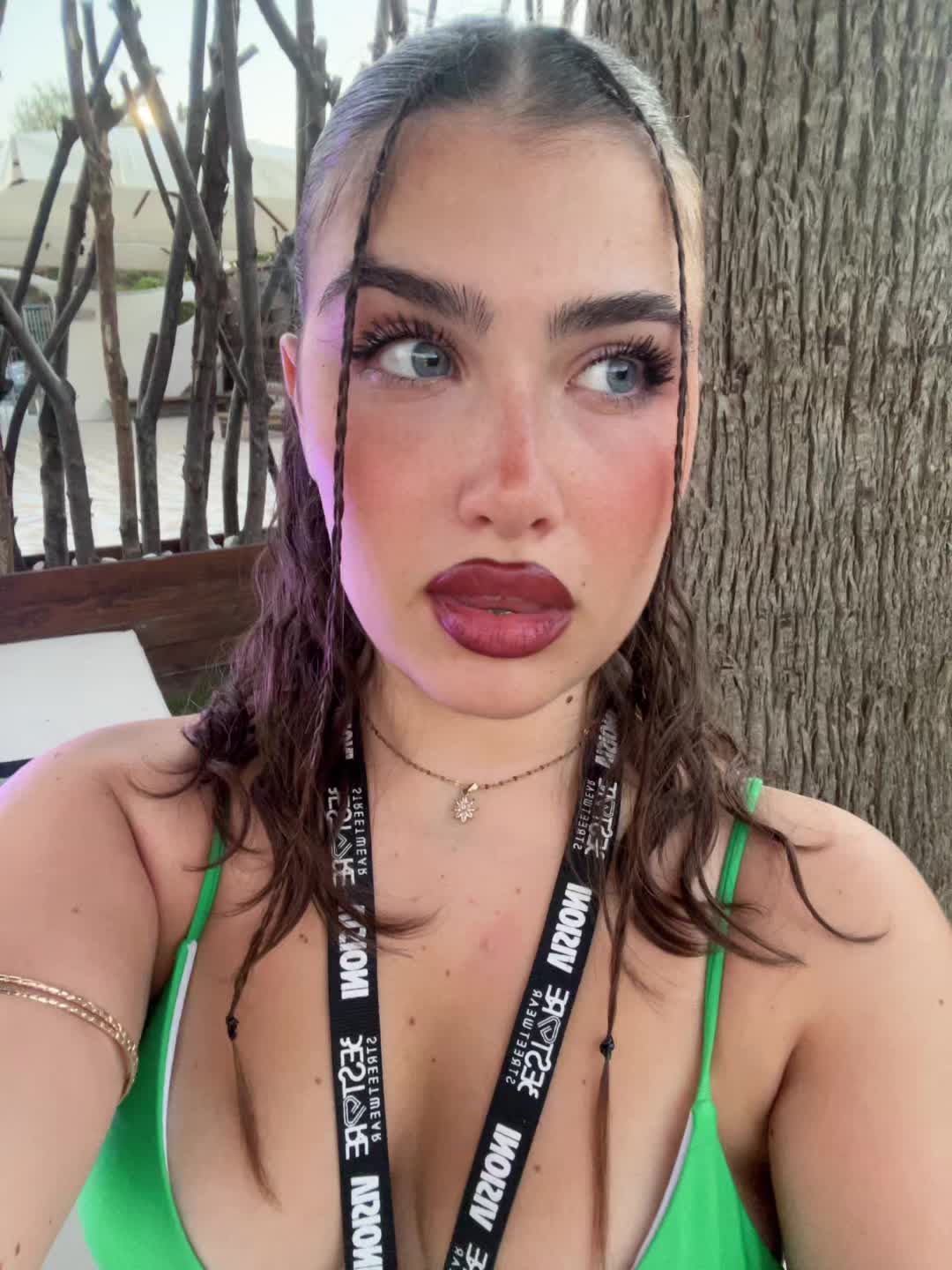 @urfavblueeyes🦋