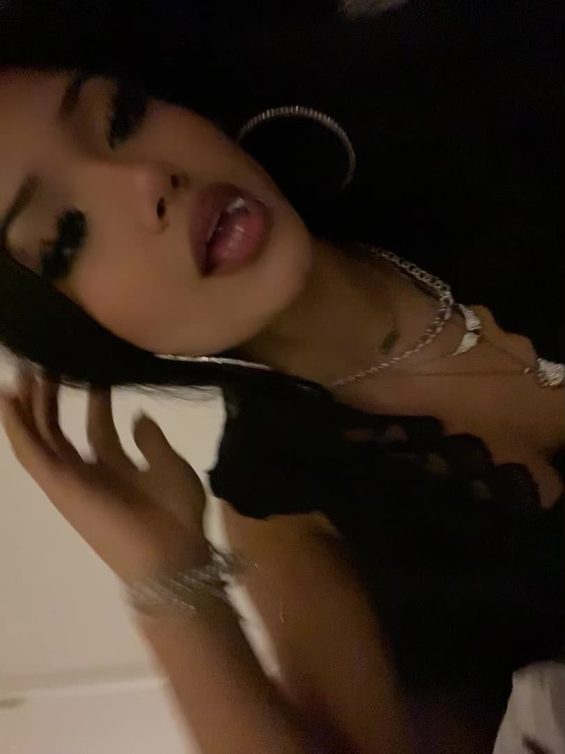 @Jasmine 🧟&zwj;♀️