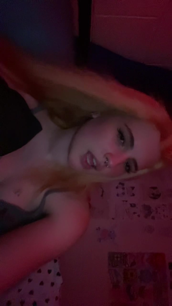 @Bunny 🖤