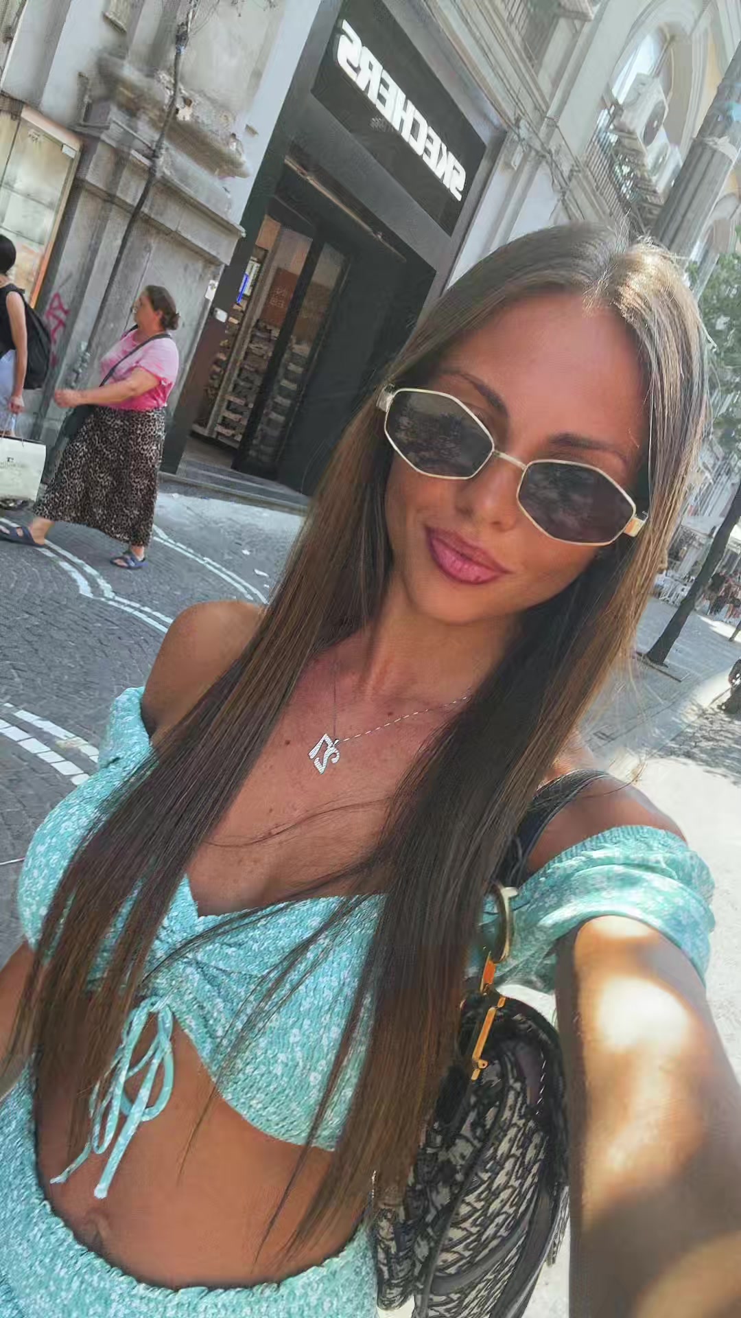 @AnnaGrieco