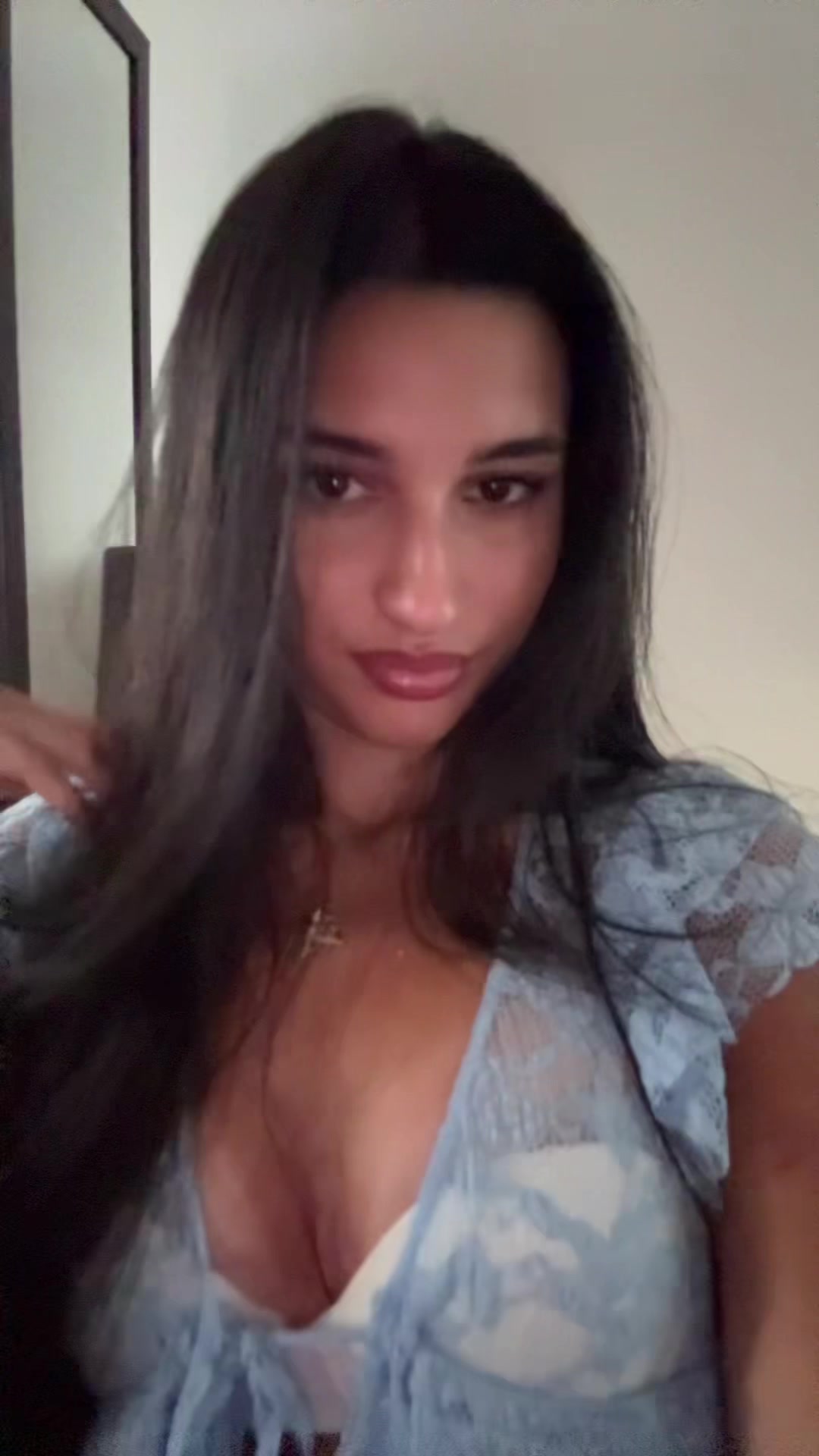 @Valentina