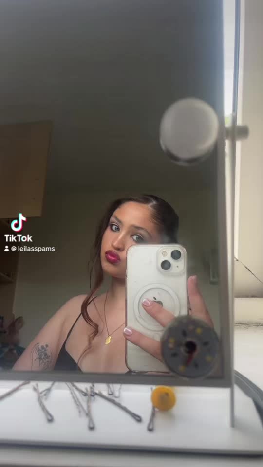 @leilafarrellspam
