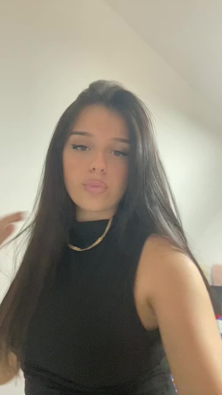 @Laura Berisha