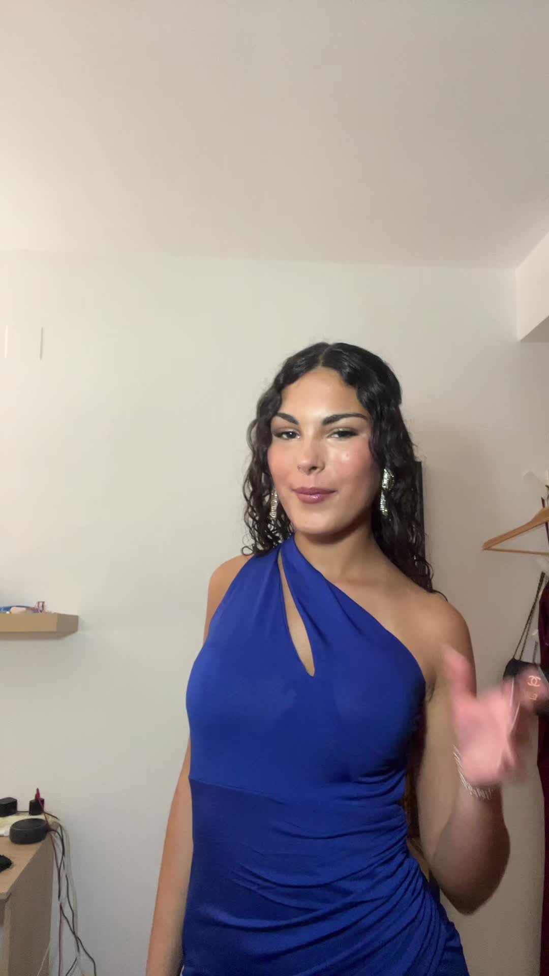 @Danielaa