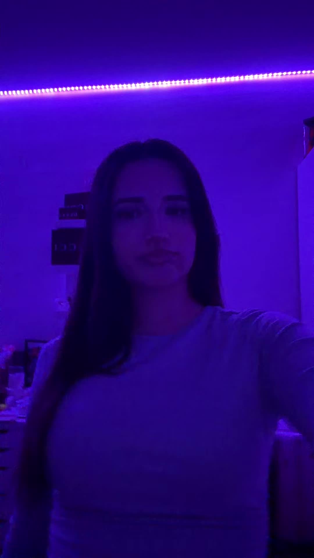 @ℒ🇽🇰