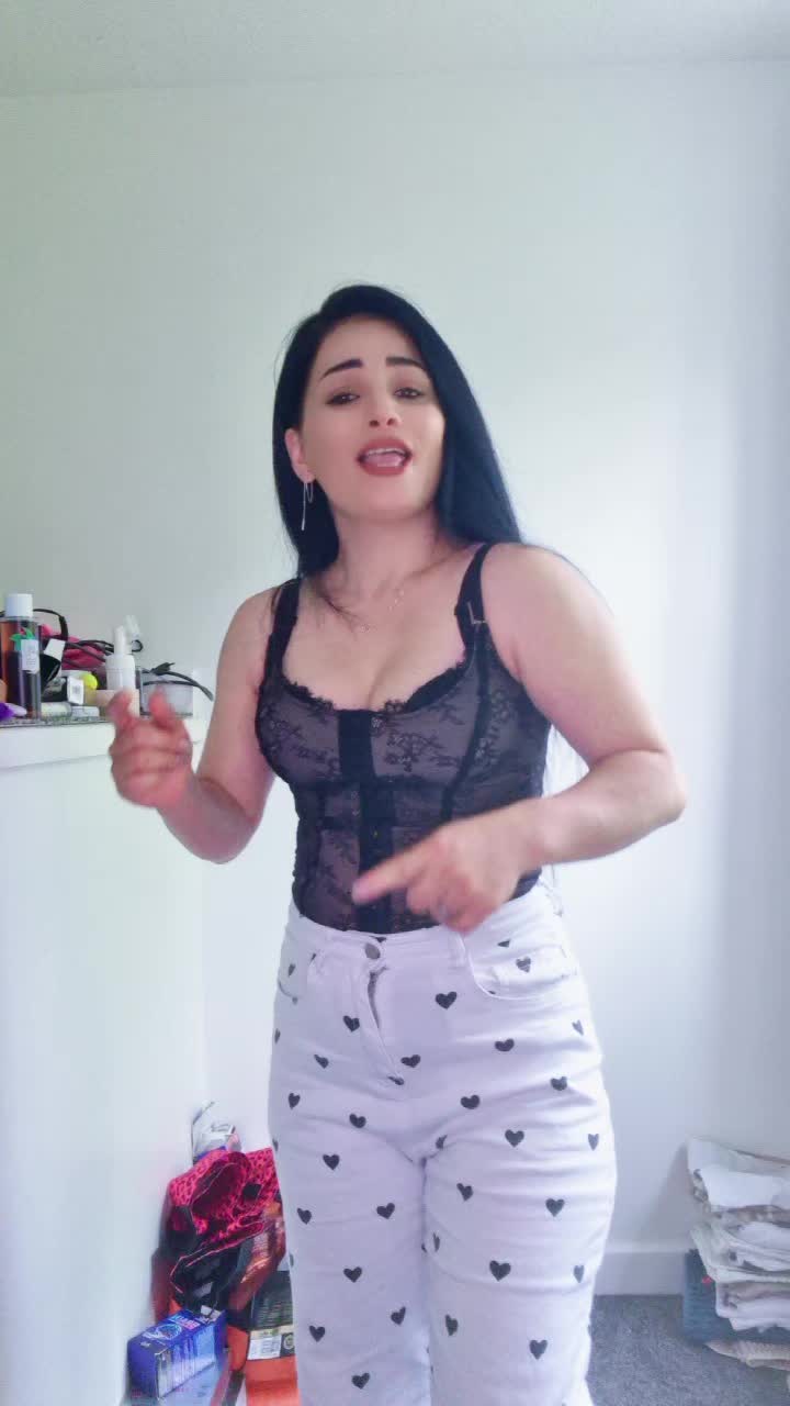 @Lily liliana