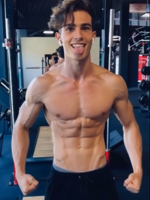 @Fit Man AI