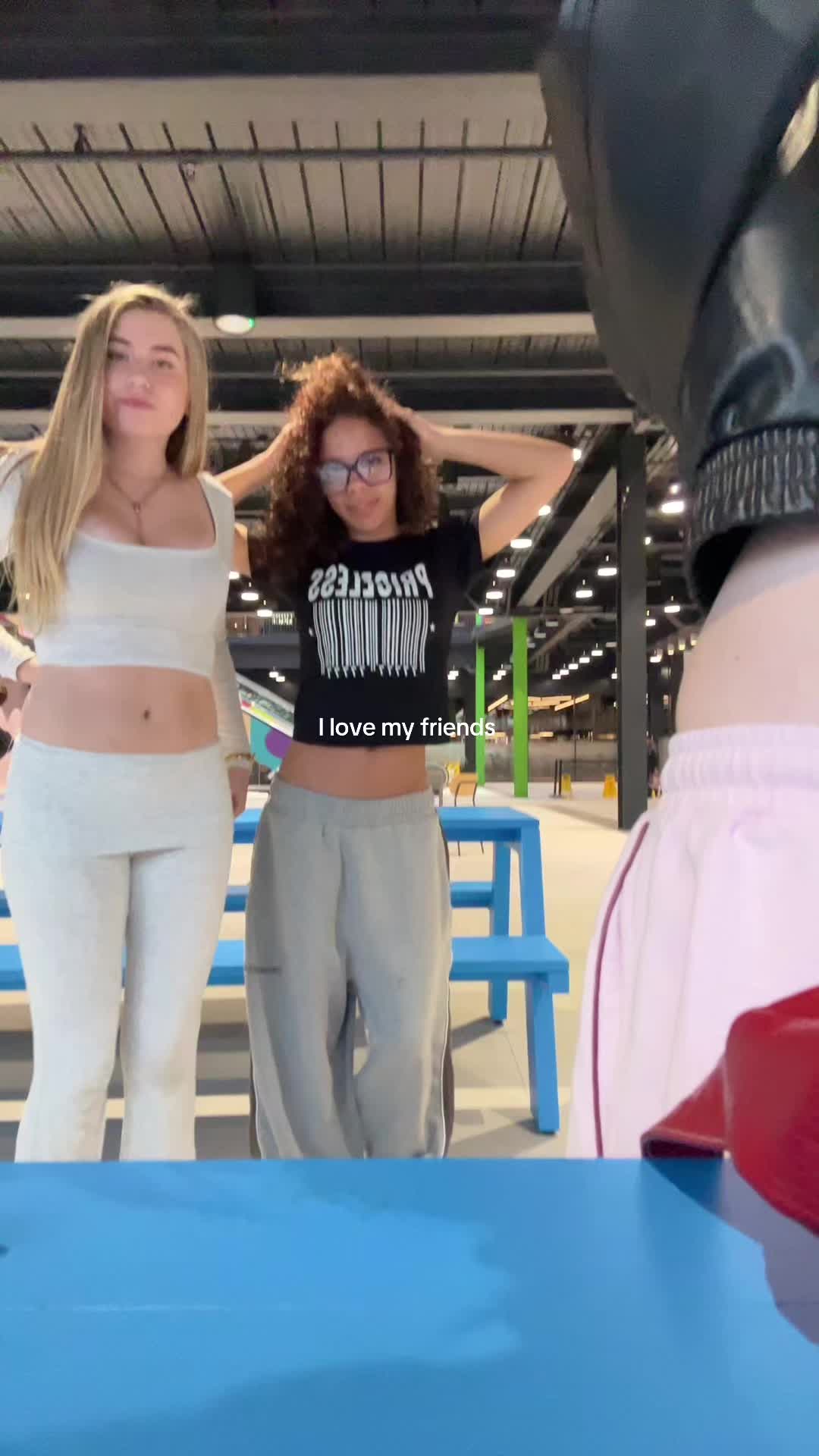 @hi