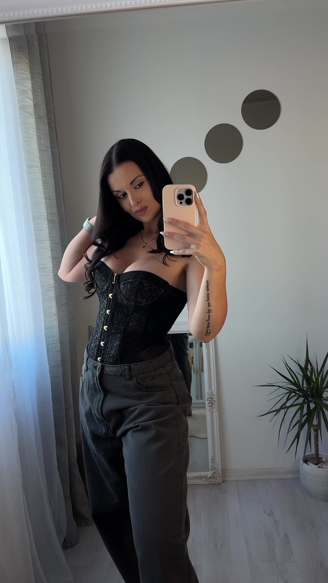 @LuciinkaaaV