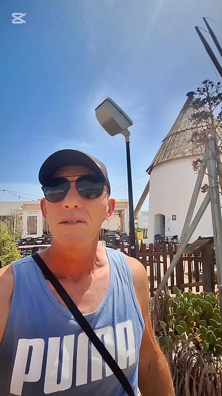 @Alex.