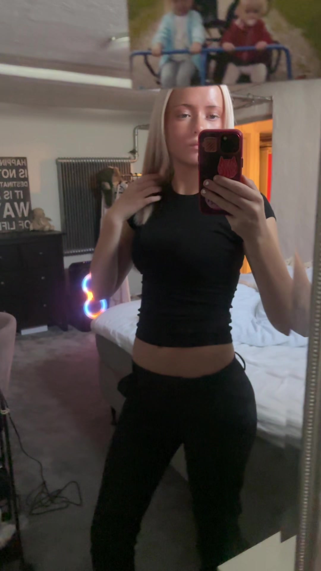 @🦄