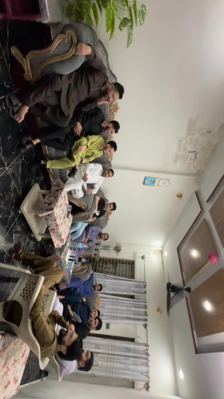 @RAJA KASHMIRI🦅