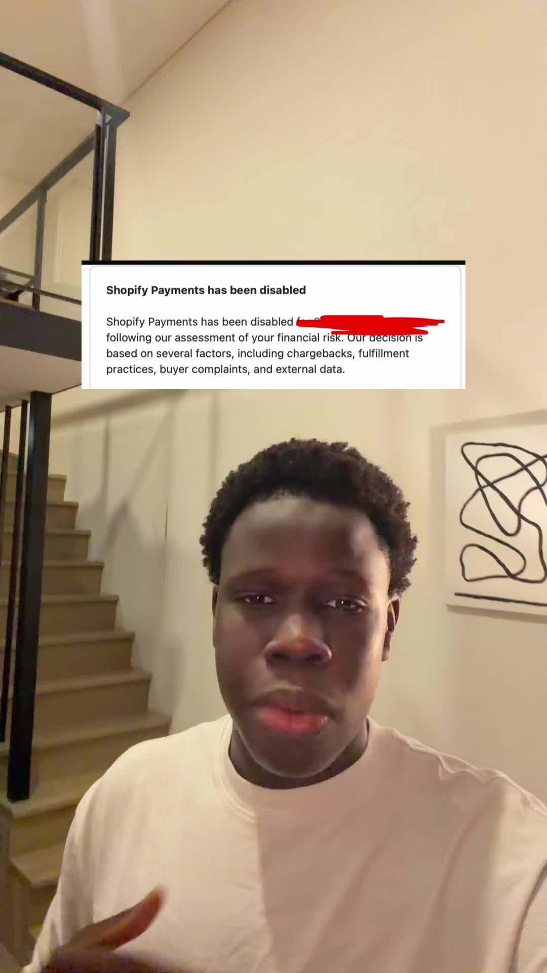 @Mo.