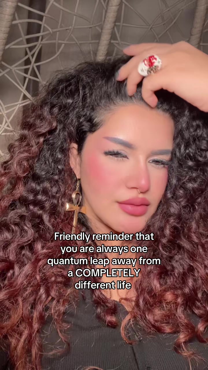 @curlzandconsciousness 𓂀