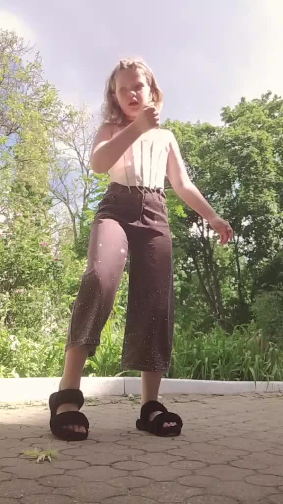 @Эмили