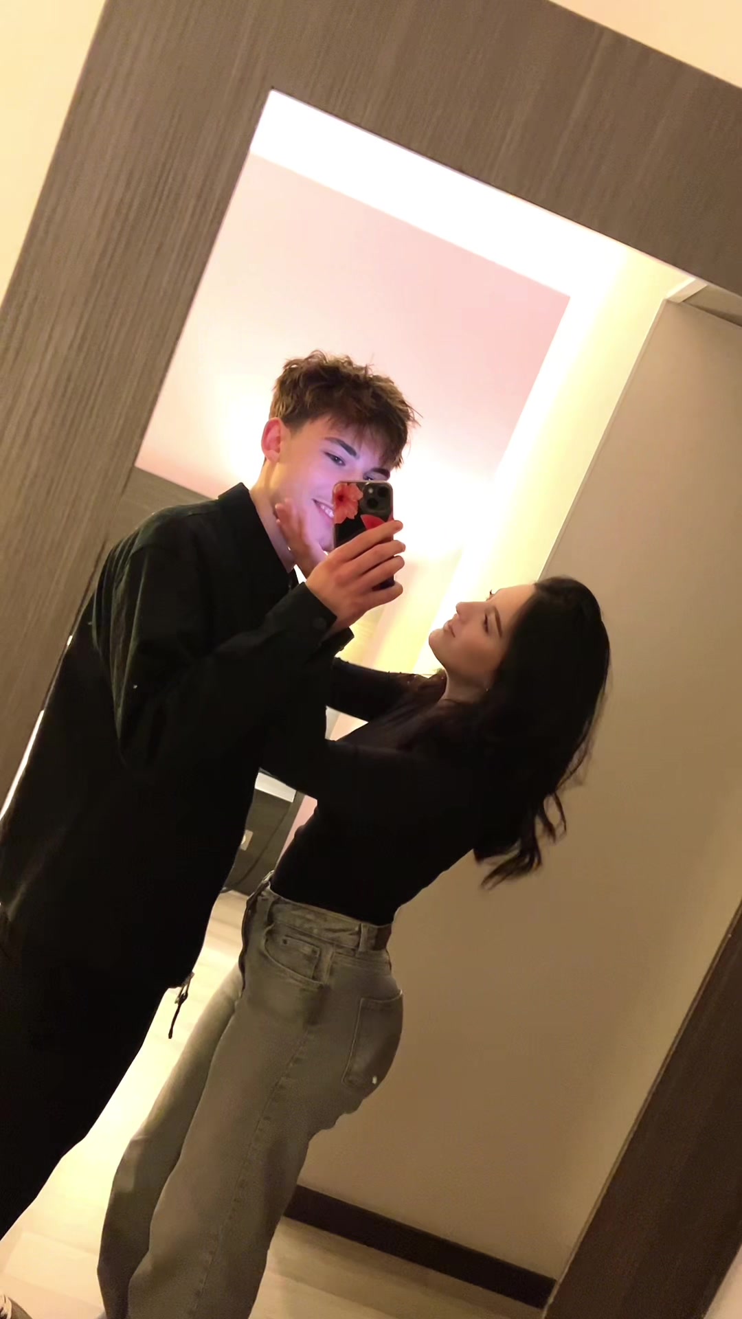@mrg.aux