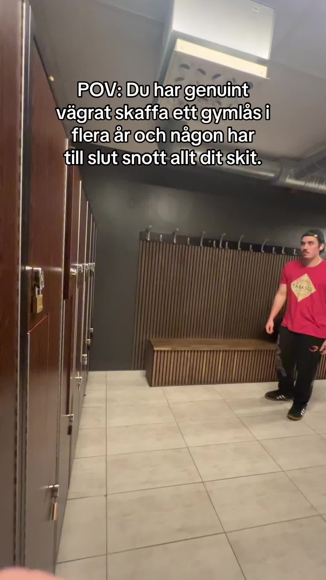@Axel