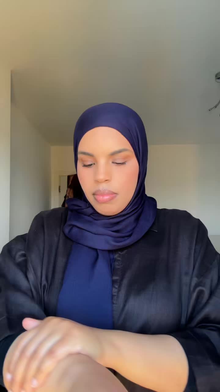 @Aisha🧸