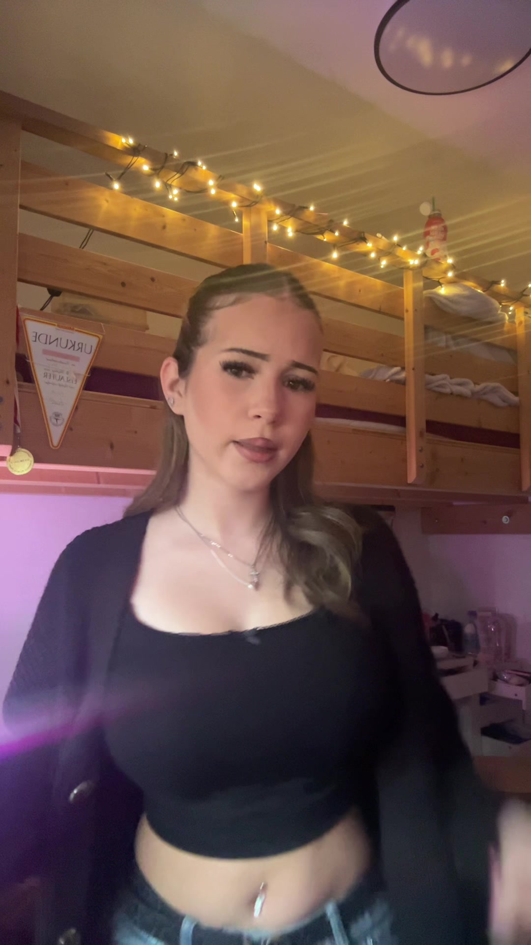 @Emyy