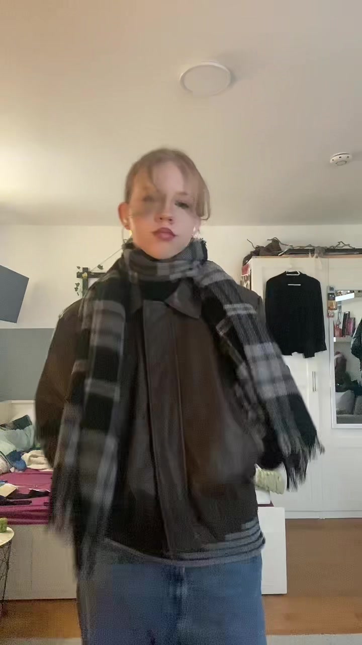 @𝐌𝐚𝐫𝐭𝐡𝐚