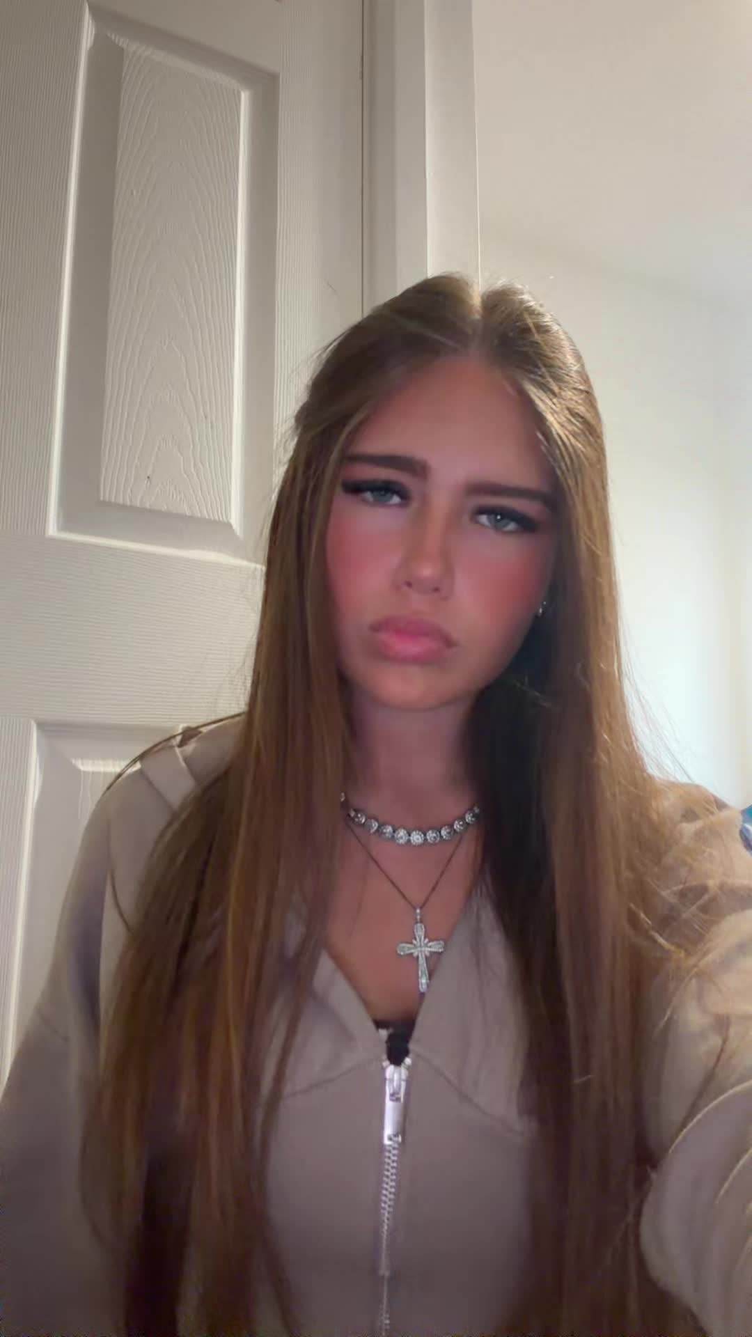 @pprivvateen