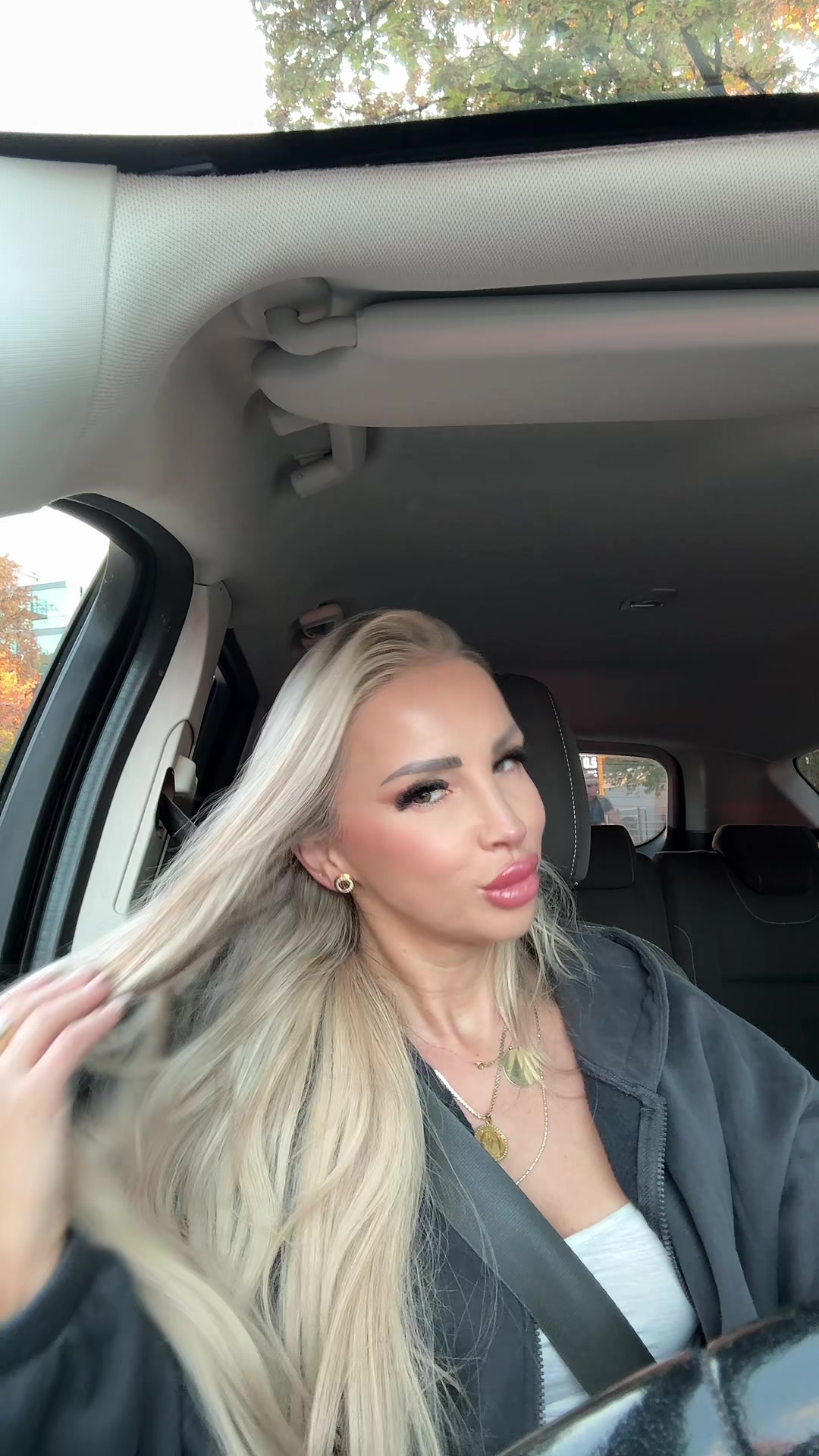 @SimplyChic