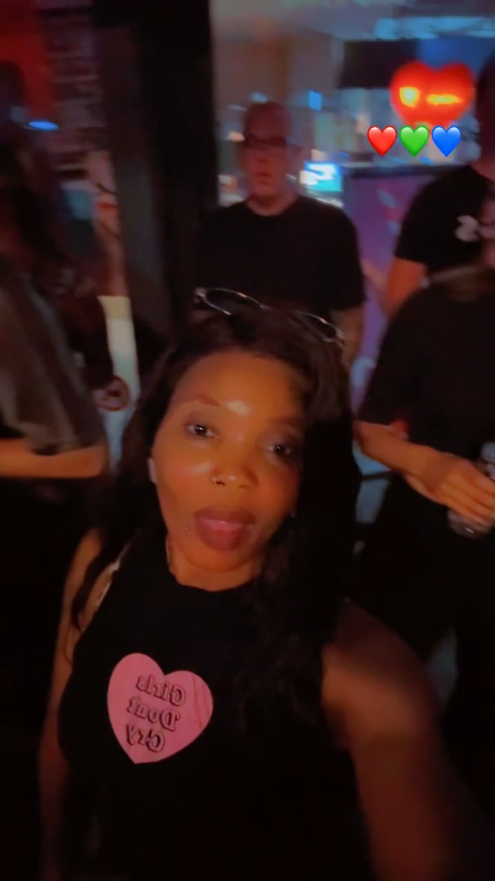 @Queenjulajallow1993@🇬🇲🇳🇱