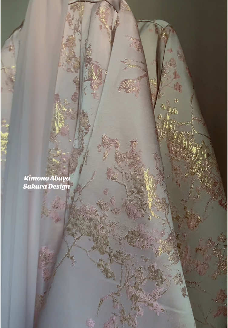 @Lumos Modesty