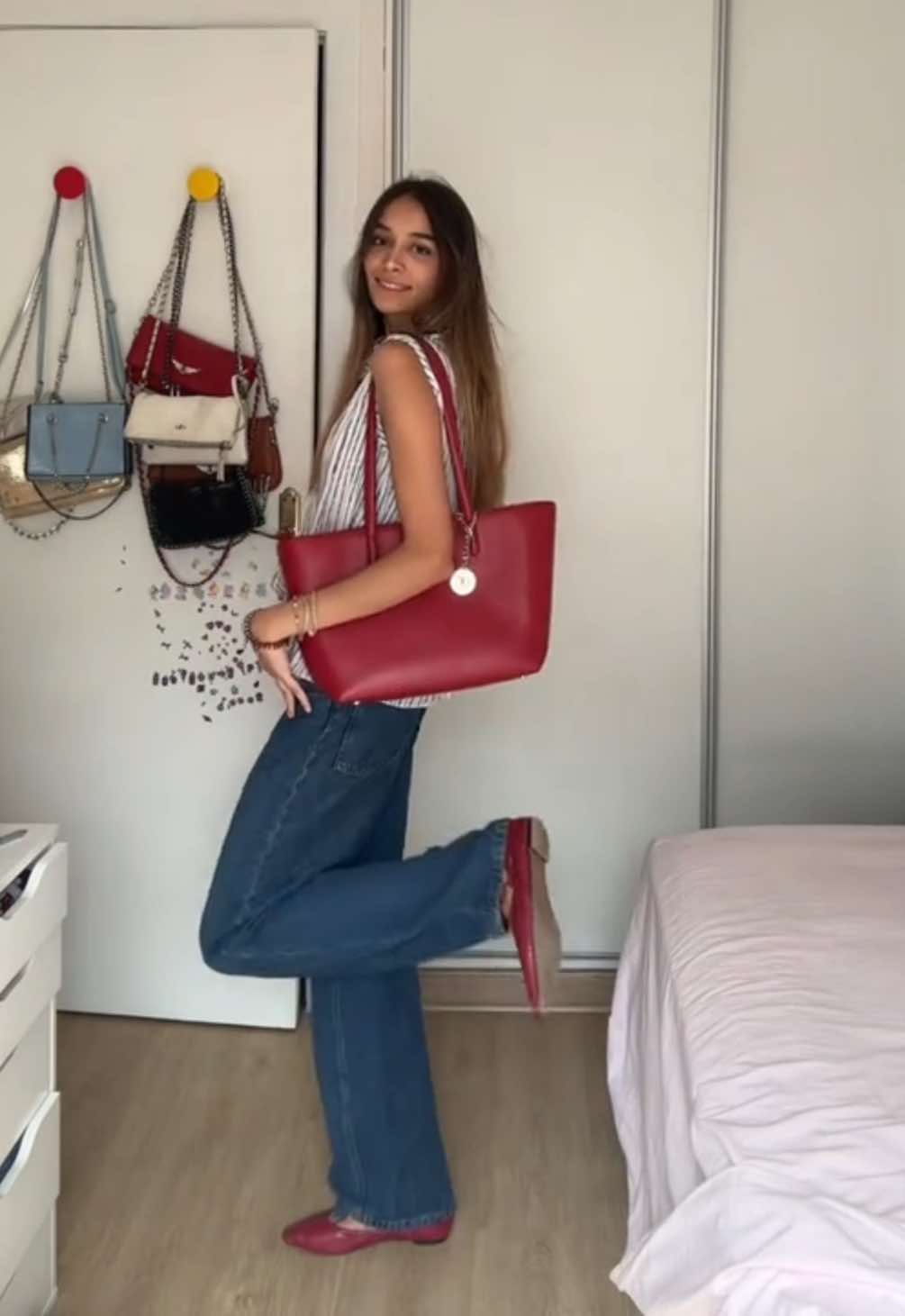 @elenita