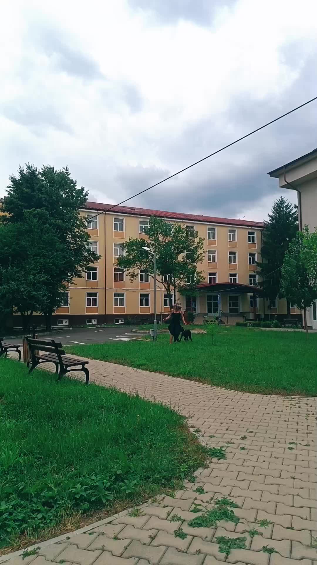 @Oana