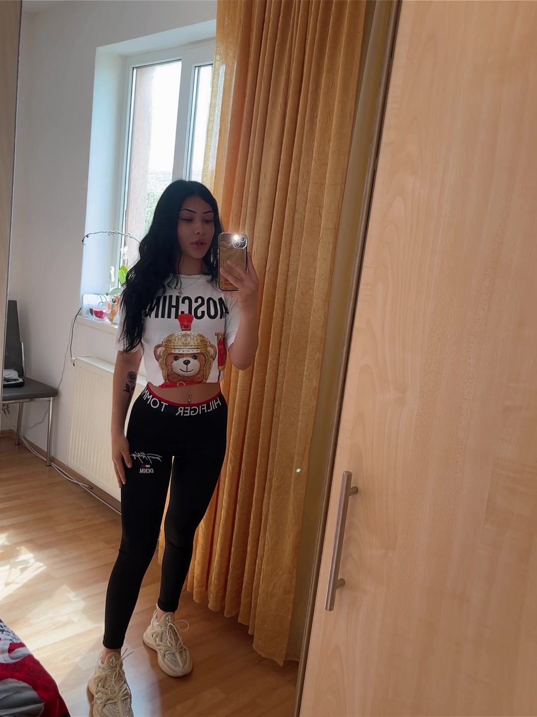 @_.gina_.aaa
