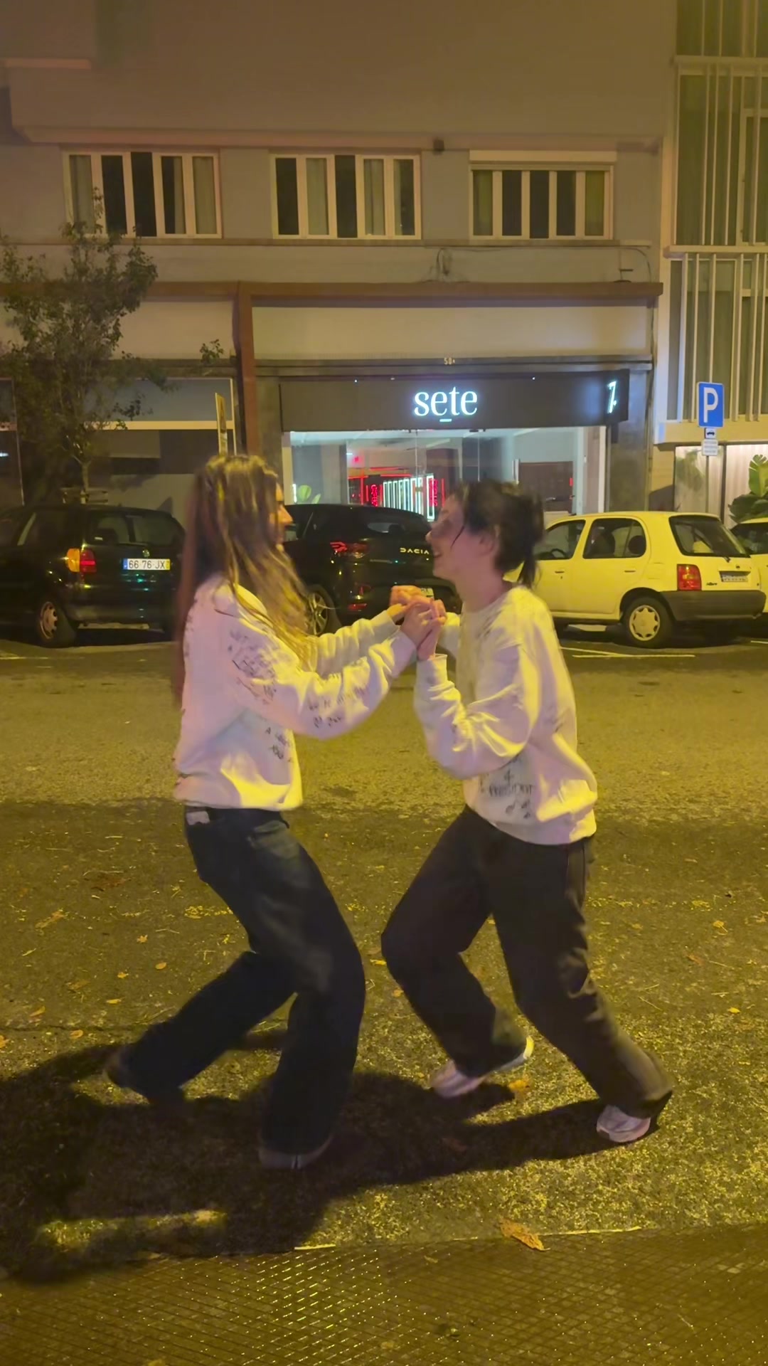 @clarasummerdenisonn