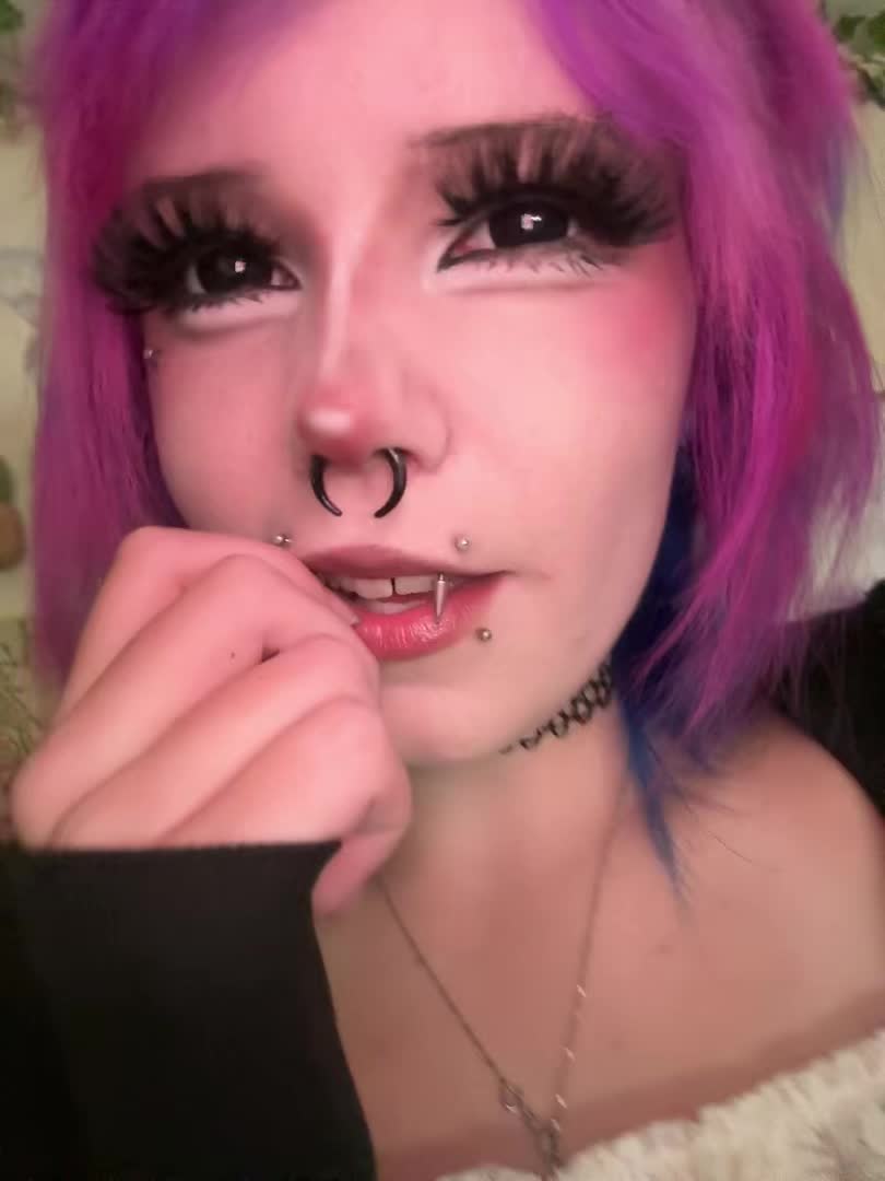 @✩